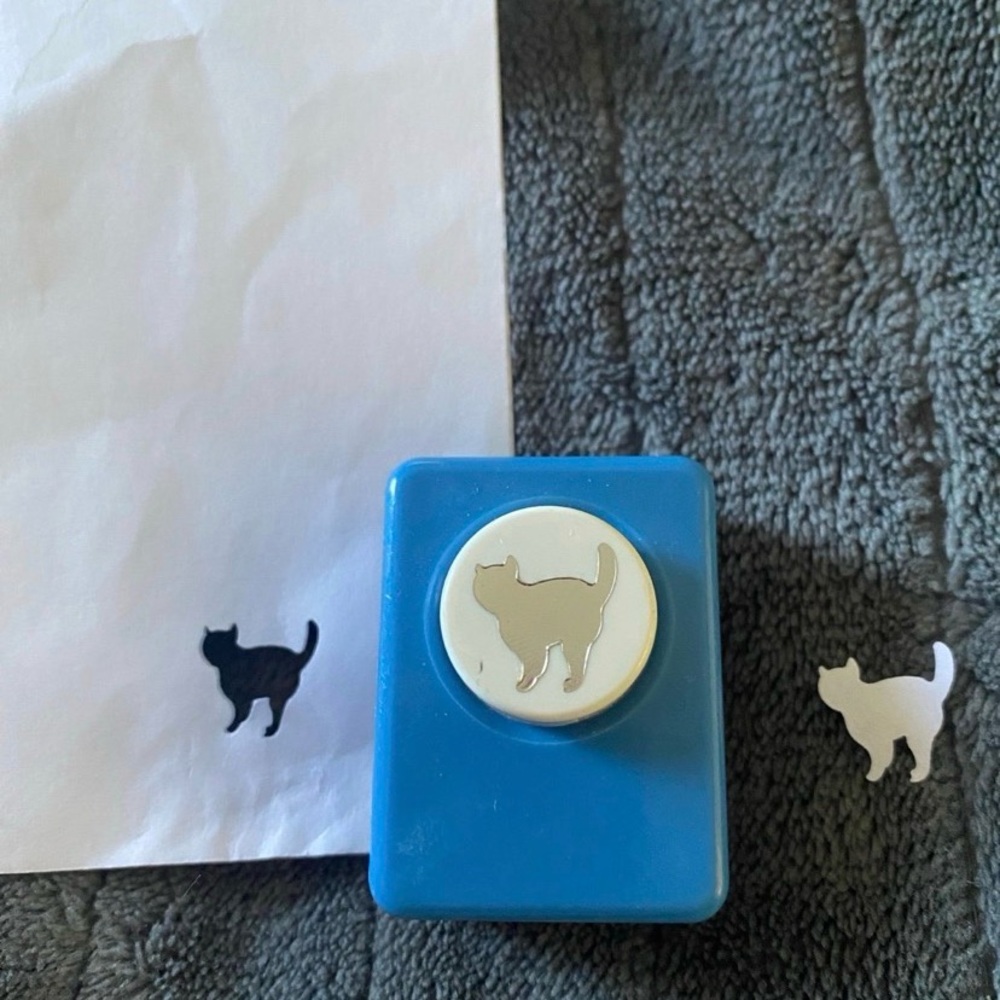 Blue Cat Shape Punch